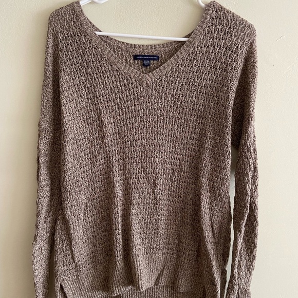 Light weight sweater - Picture 1 of 3